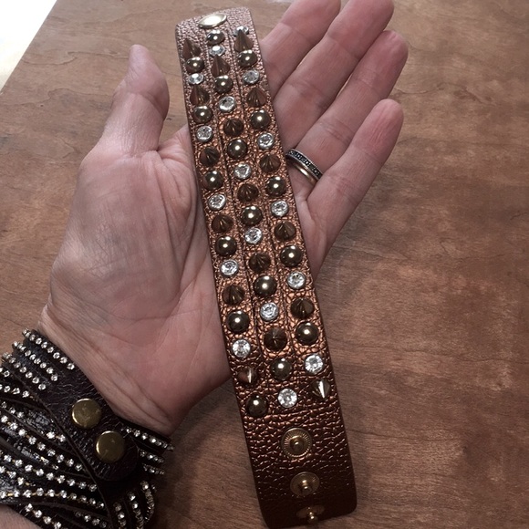 crystal studded wrap bracelet - Picture 2 of 12